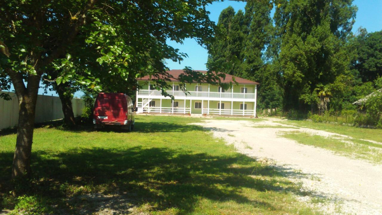 Hotel Kistrik Gudauta Exterior photo